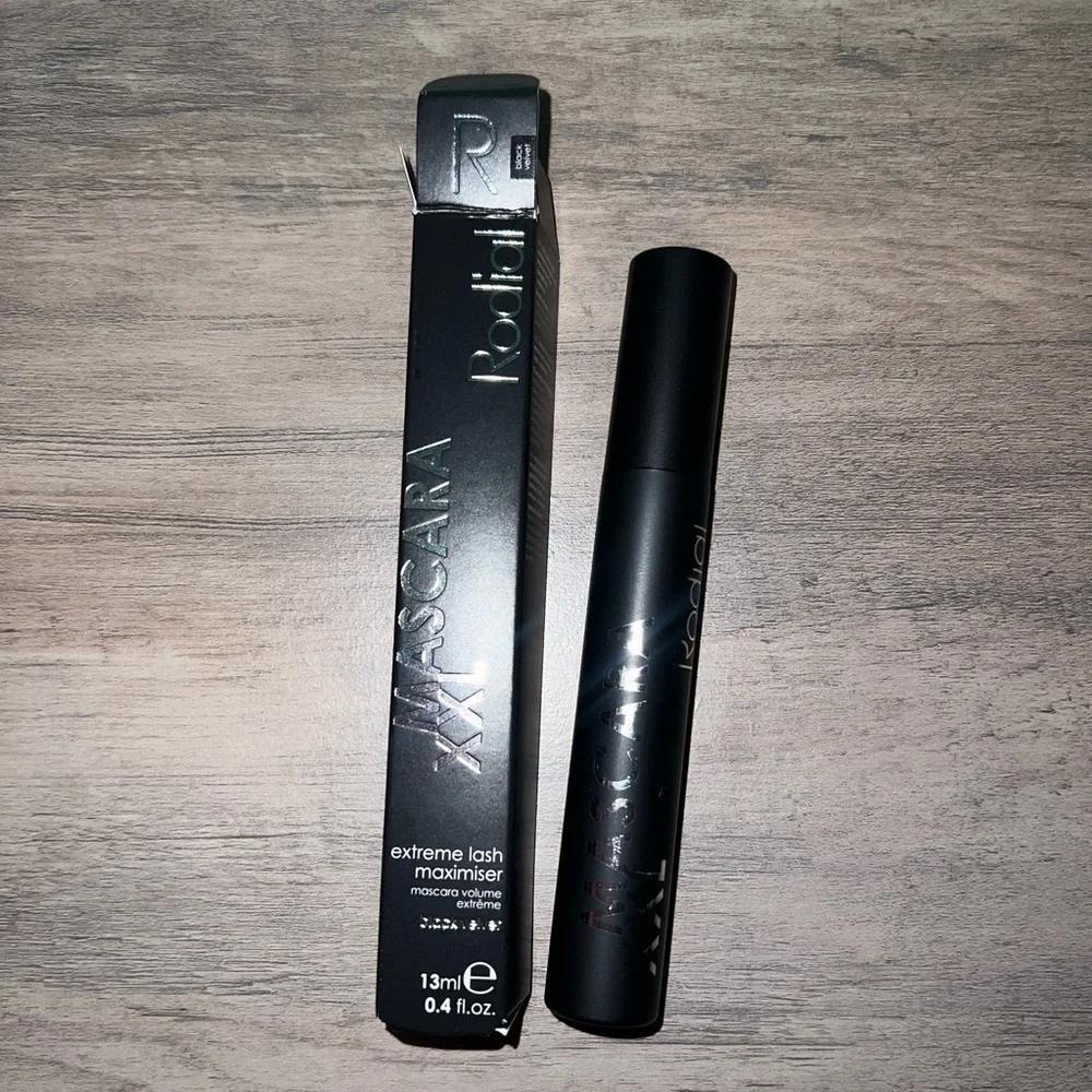 MASCARA XXL- BLACK